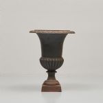 1065 6557 GARDEN URN